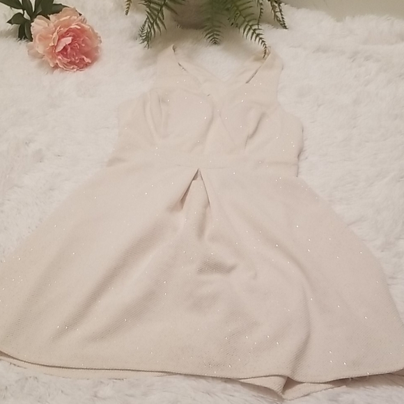 Speechless Surplice Box Pleat Skater Dress - Picture 4 of 9